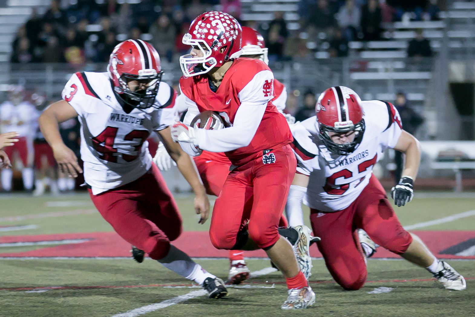 111017 Santa Maria Carpinteria Football 031.jpg